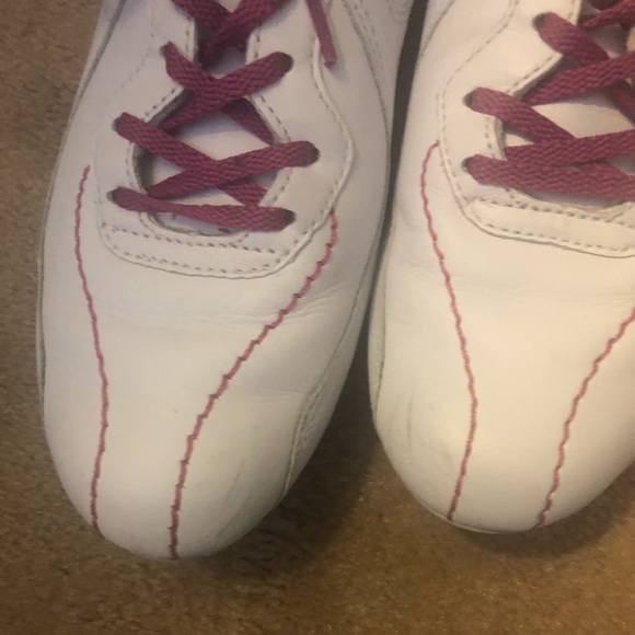 White & pink Lacoste sneakers - Picture 5 of 10